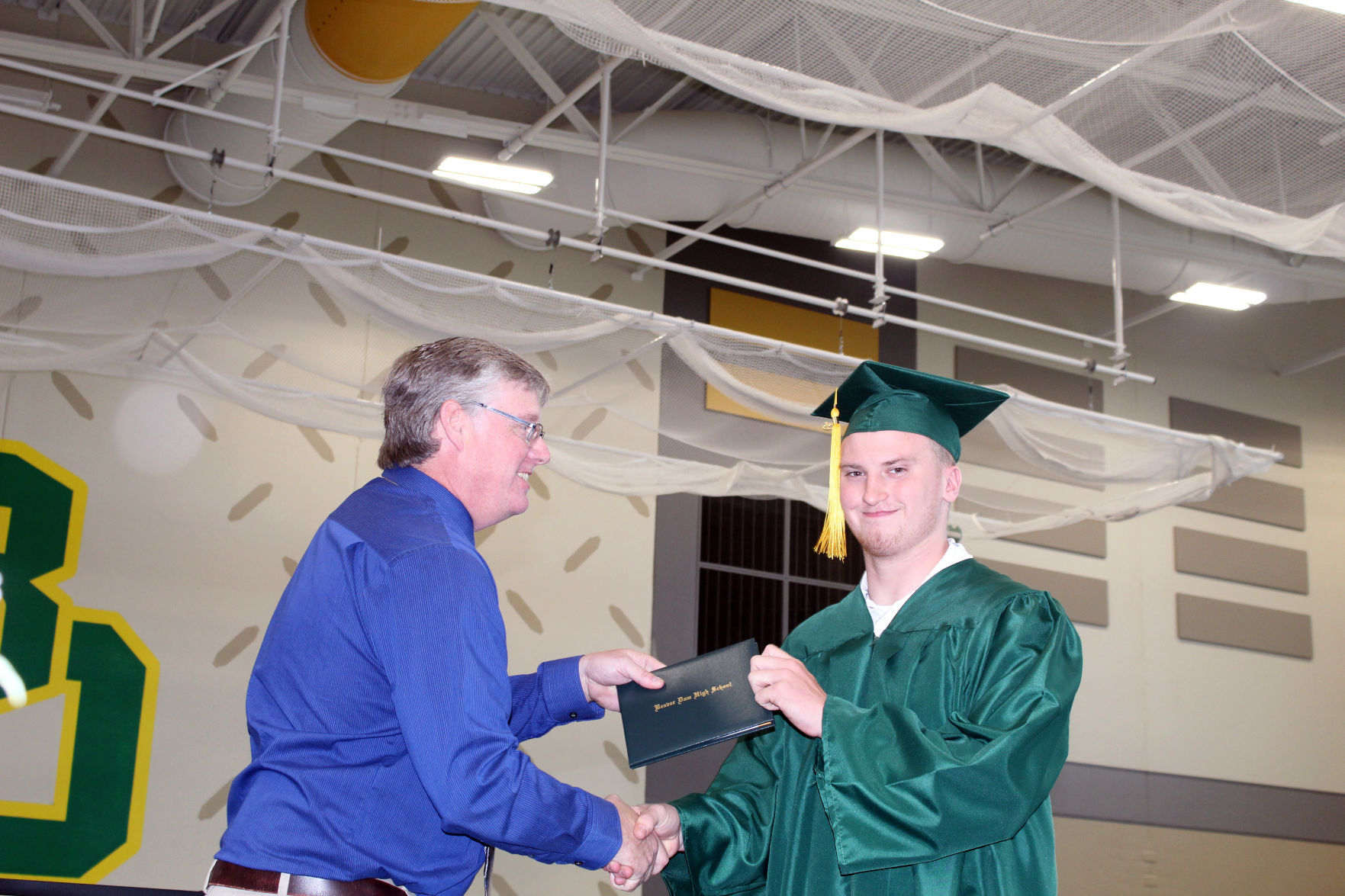 060219-ctzn-news-bd-grad052.jpg